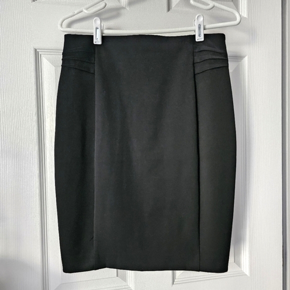 HP🎉 Express Black Pleated Pencil Skirt - Size 8 - Picture 2 of 12